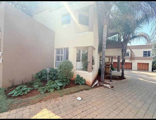 5 BEDROOM HOUSE FOR SALE IN VANDERBIJLPARK SW 5